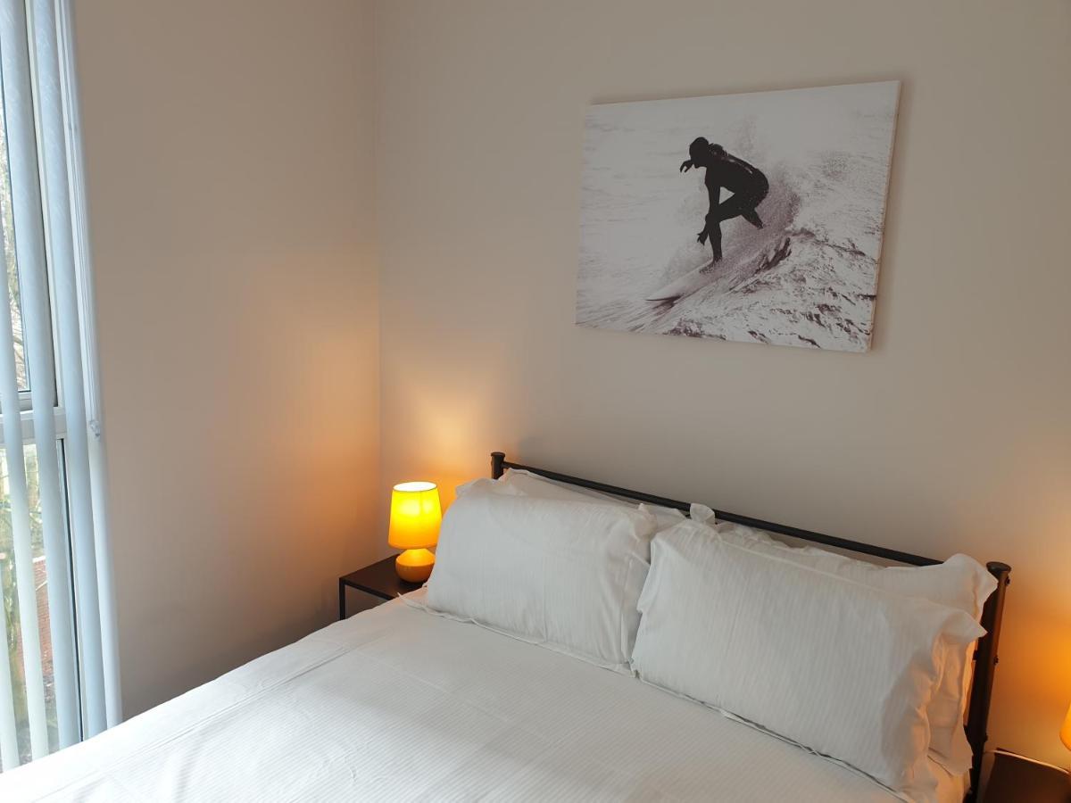 Birmingham Emerald, 2 Bedroom Apartment エクステリア 写真